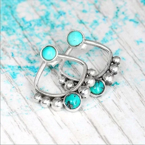 “Native Dreamer” Turquoise Antique Sterling Silver Vintage Stud Bohemian Earring - Picture 5 of 6